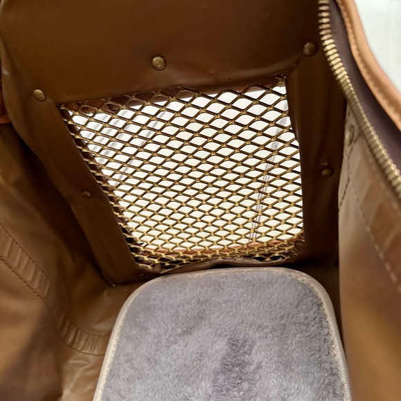 Louis Vuitton Brown Monogram Men's Bag - Picture 9 of 10